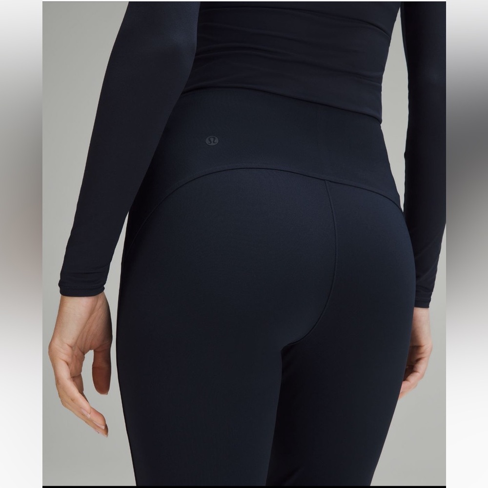 Lululemon Smooth Fit Pull On pants.
